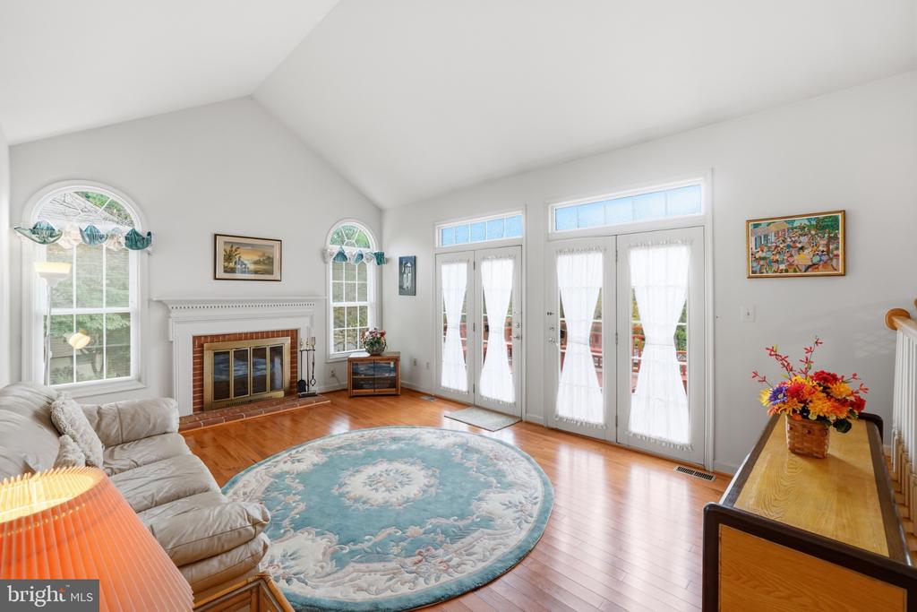 5 STATIONHOUSE COURT