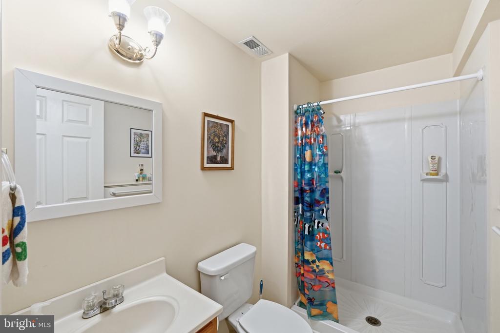 5 STATIONHOUSE COURT