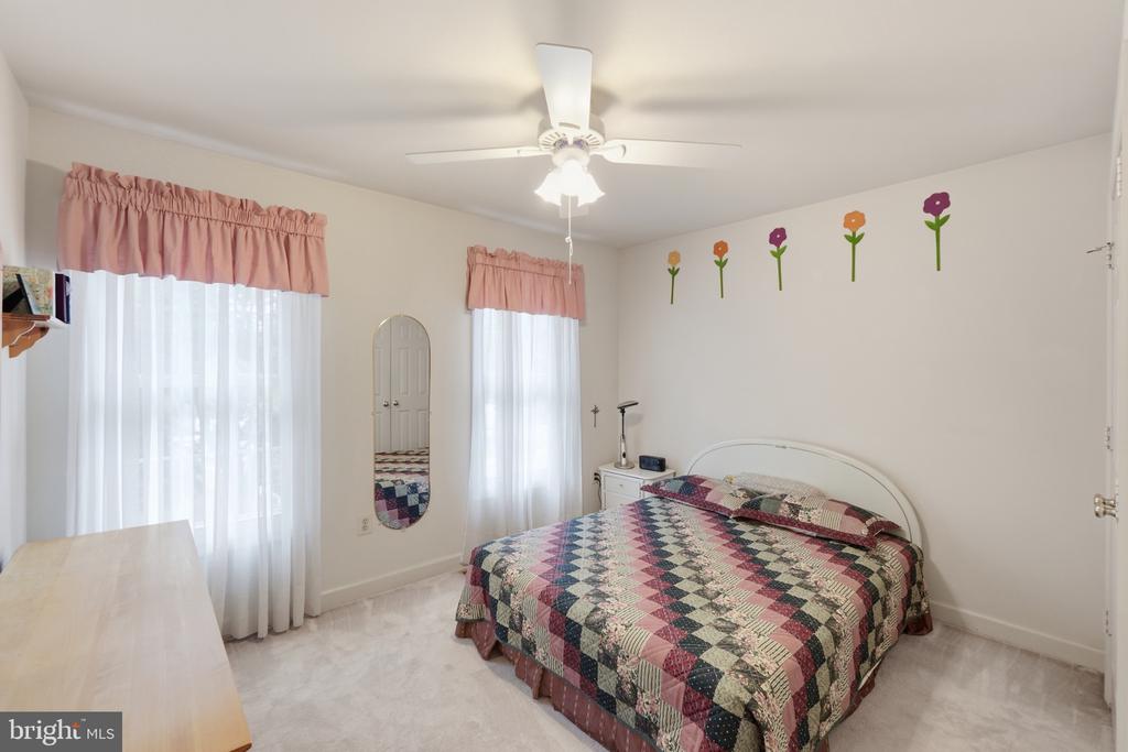 5 STATIONHOUSE COURT