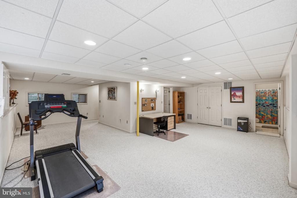 5 STATIONHOUSE COURT