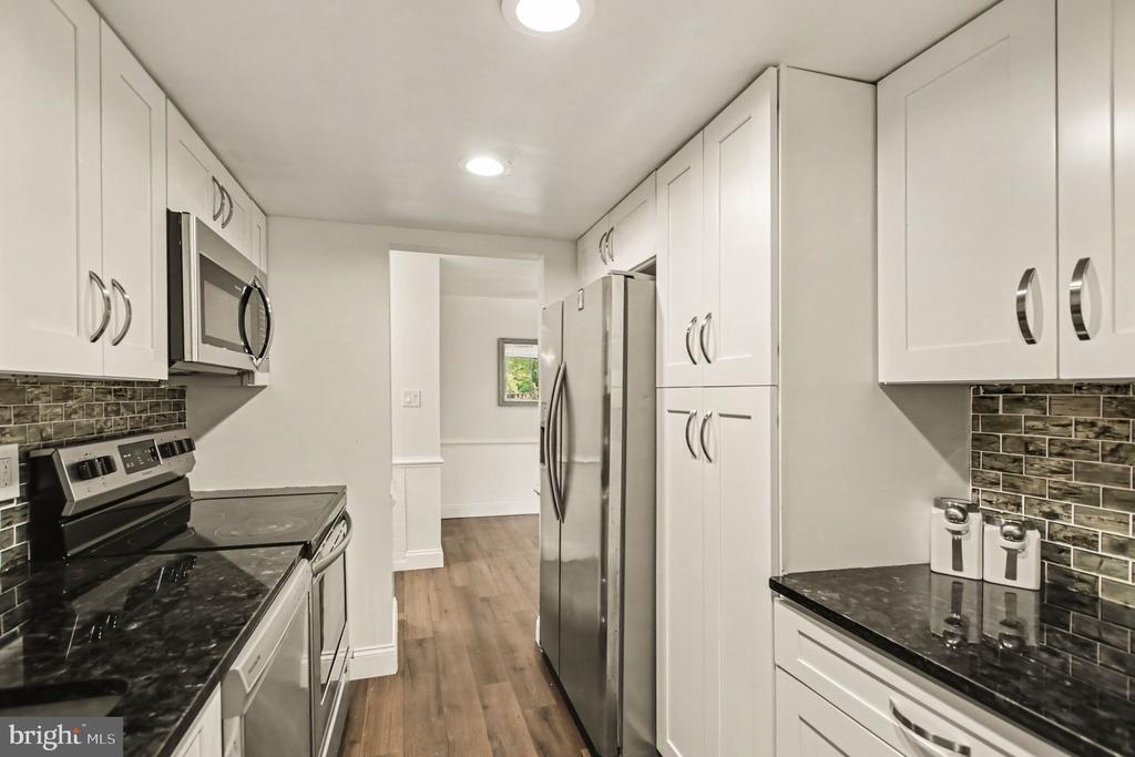 13205 DAIRYMAID DRIVE Unit: 63