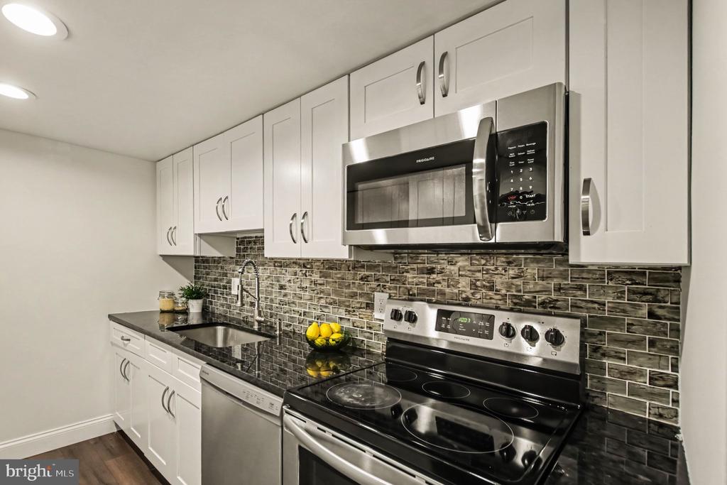 13205 DAIRYMAID DRIVE Unit: 63