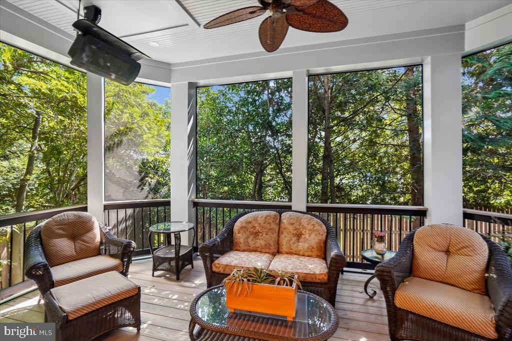 5114 WESSLING LANE