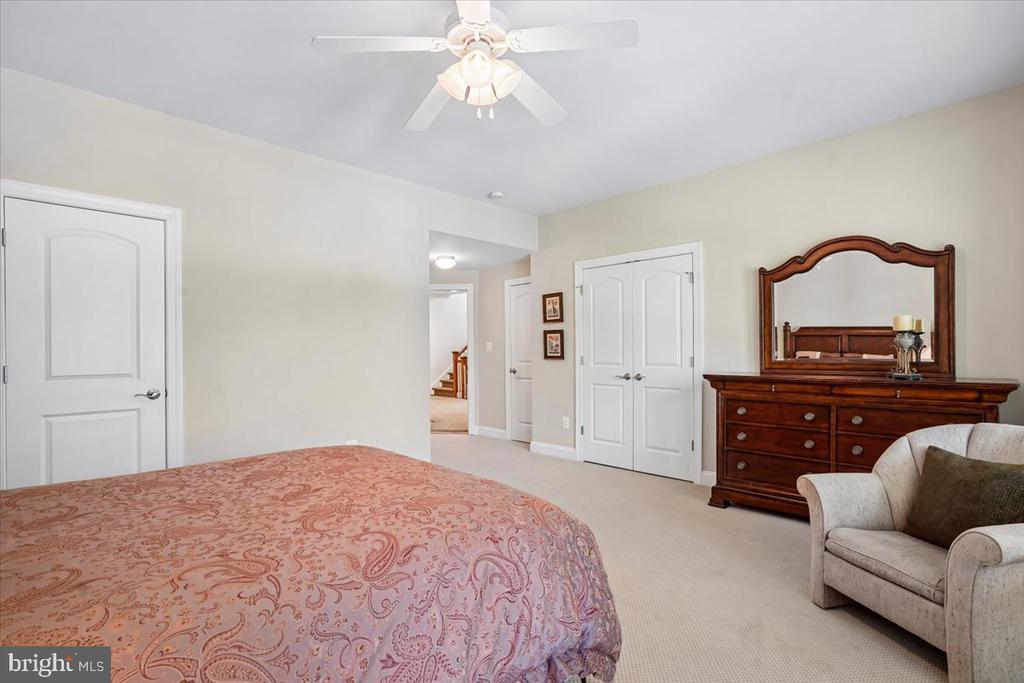 5114 WESSLING LANE