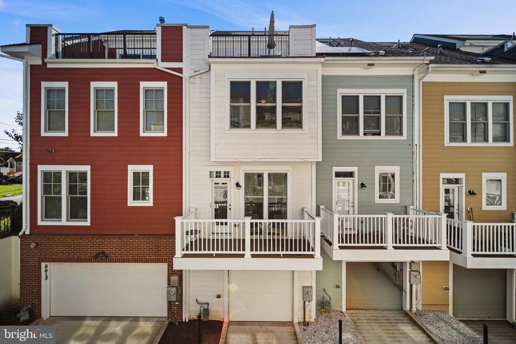 37 ELLSWORTH HEIGHTS