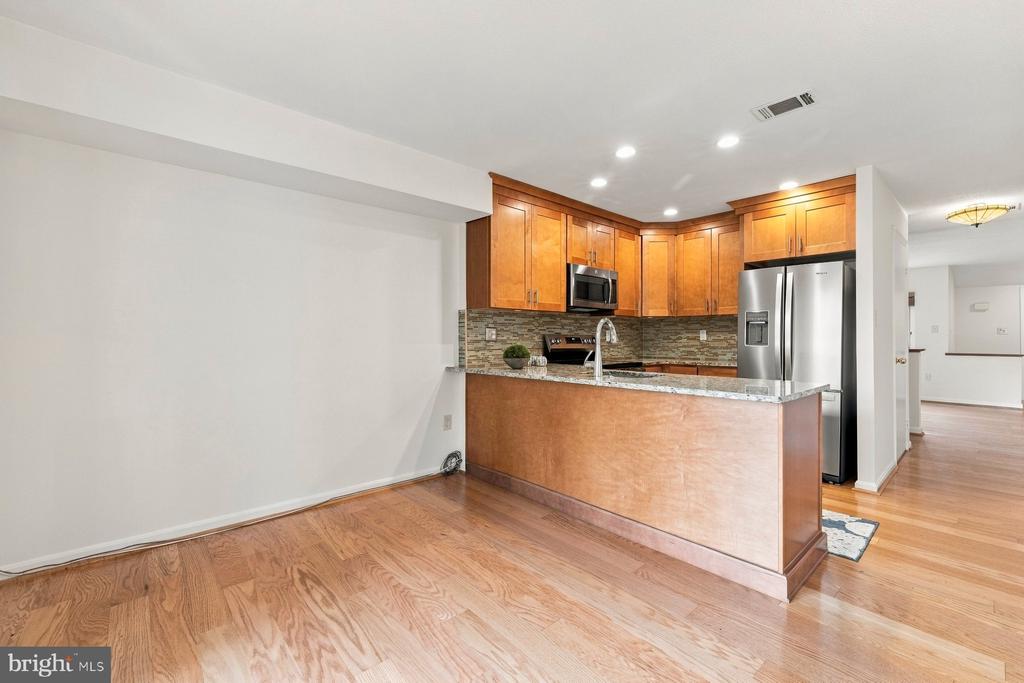 18240 WINDSOR HILL DRIVE Unit: 311