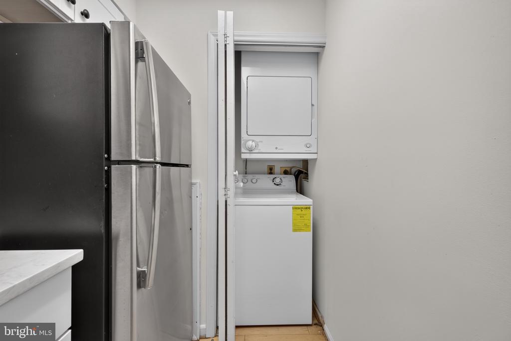 5822 INMAN PARK CIRCLE Unit: 709