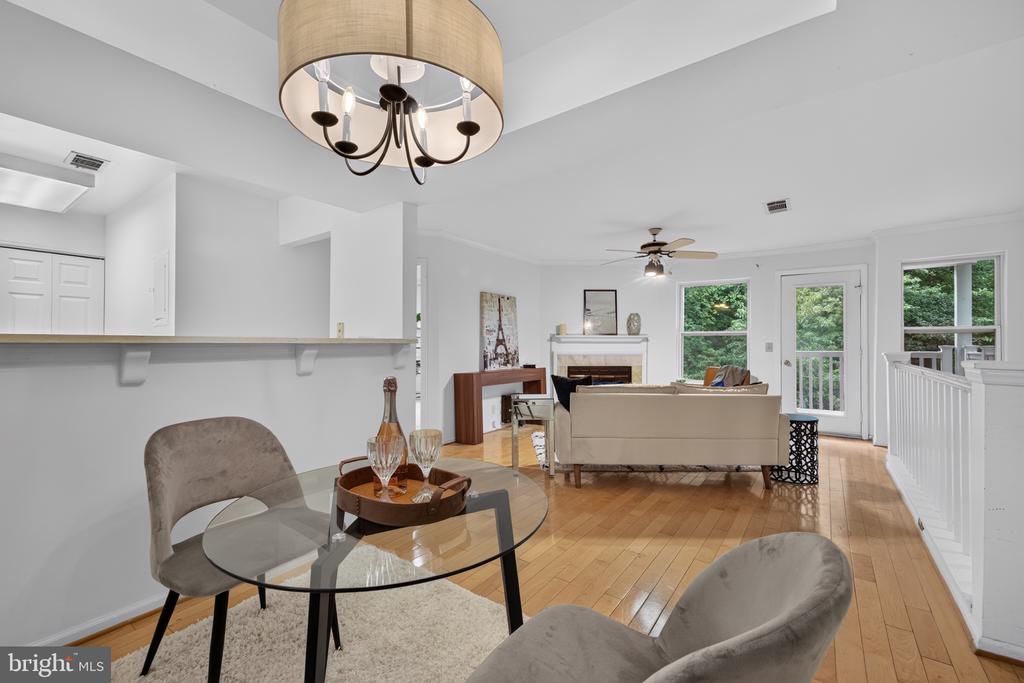 5822 INMAN PARK CIRCLE Unit: 709