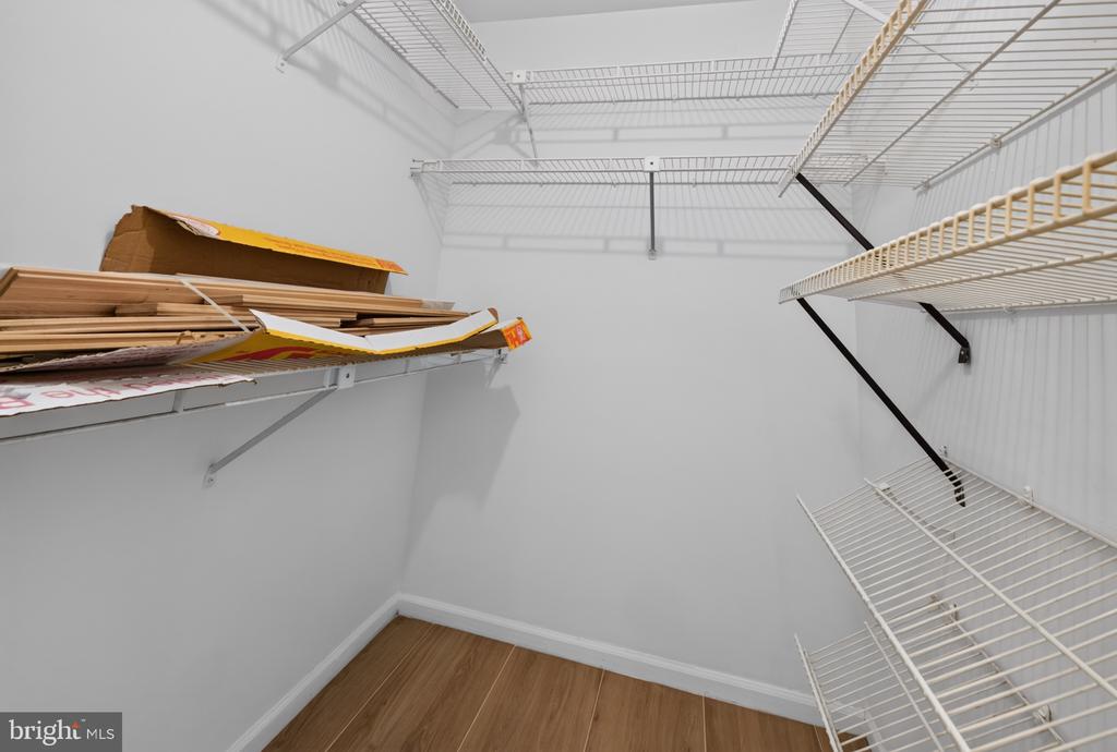 5822 INMAN PARK CIRCLE Unit: 709