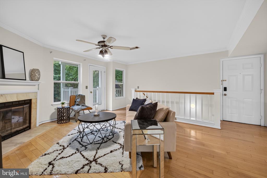 5822 INMAN PARK CIRCLE Unit: 709