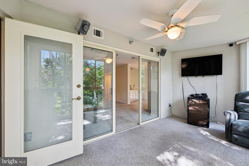 14800 PENNFIELD CIRCLE Unit: 301