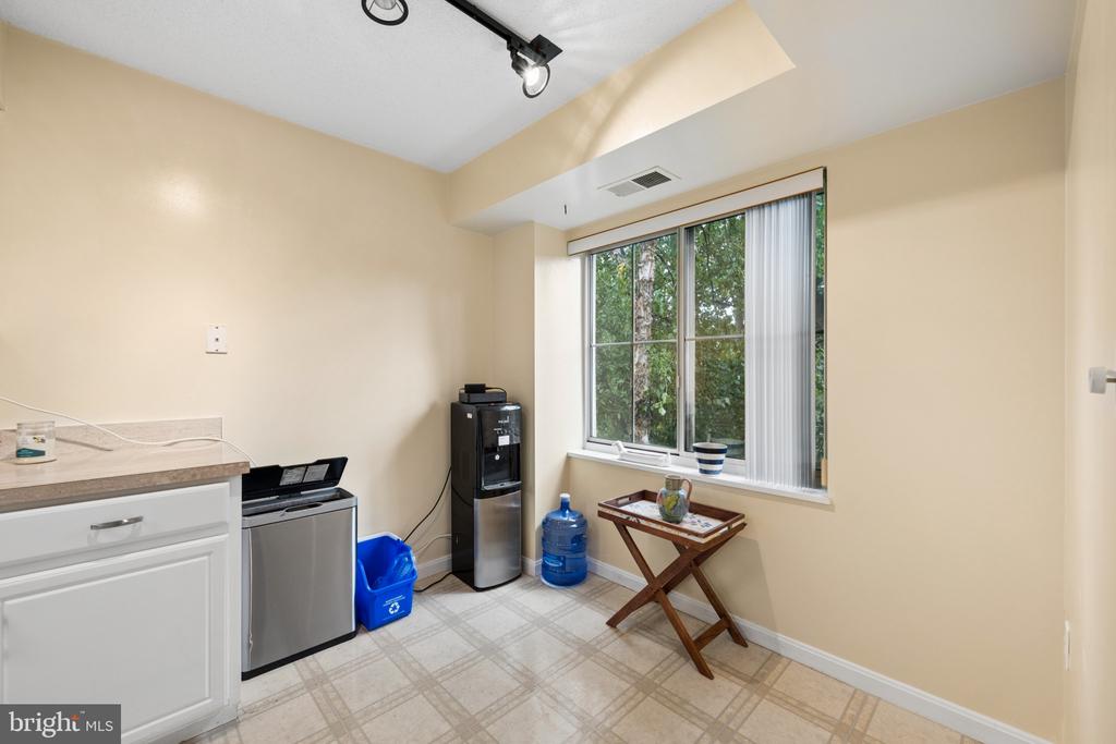 14800 PENNFIELD CIRCLE Unit: 301
