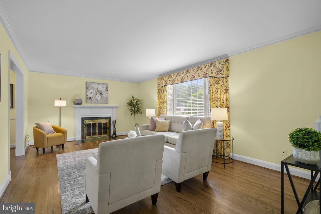 19 INDIAN SPRING DRIVE
