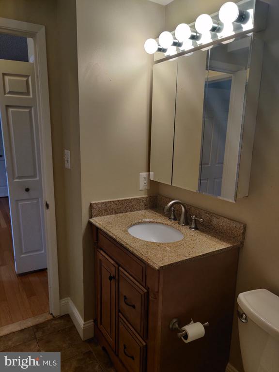 4801 FAIRMONT AVENUE Unit: 301