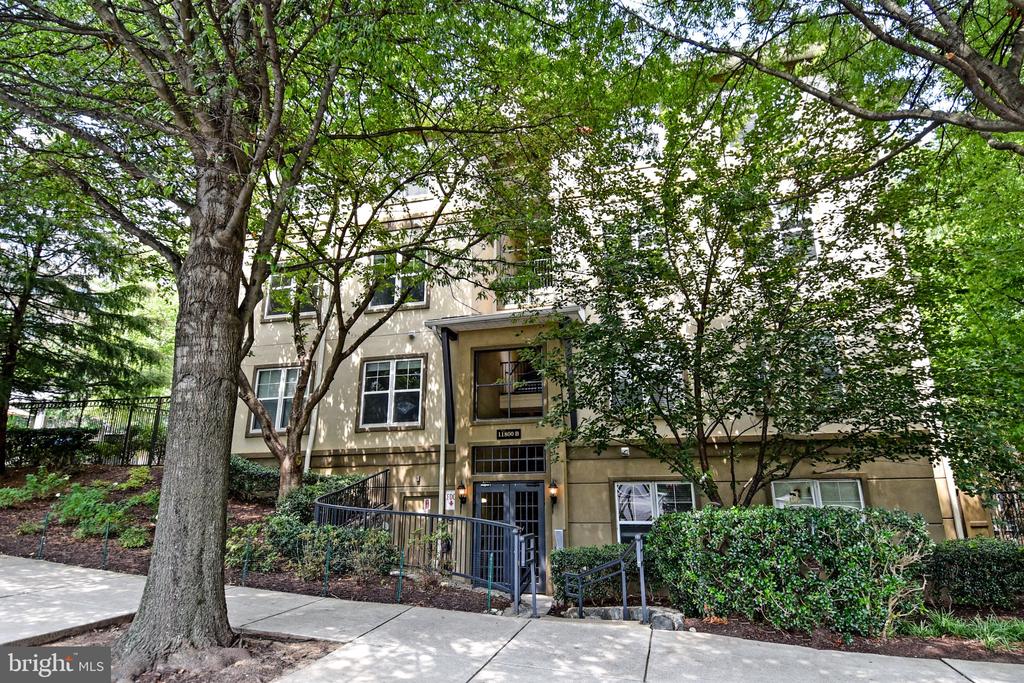 11800 OLD GEORGETOWN ROAD Unit: 1330