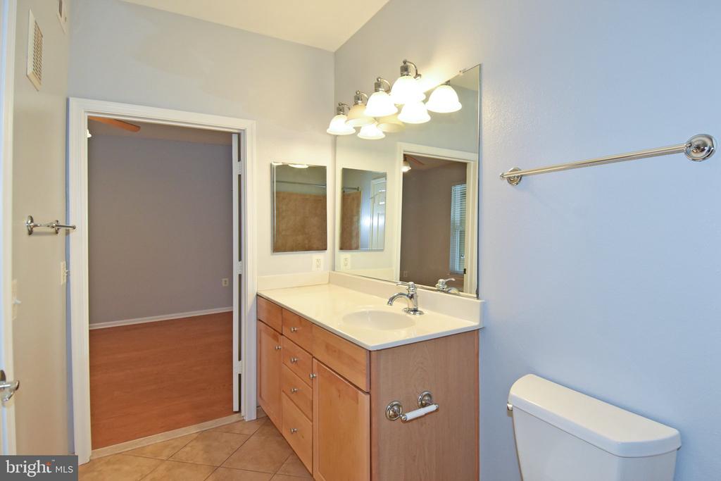 11800 OLD GEORGETOWN ROAD Unit: 1330