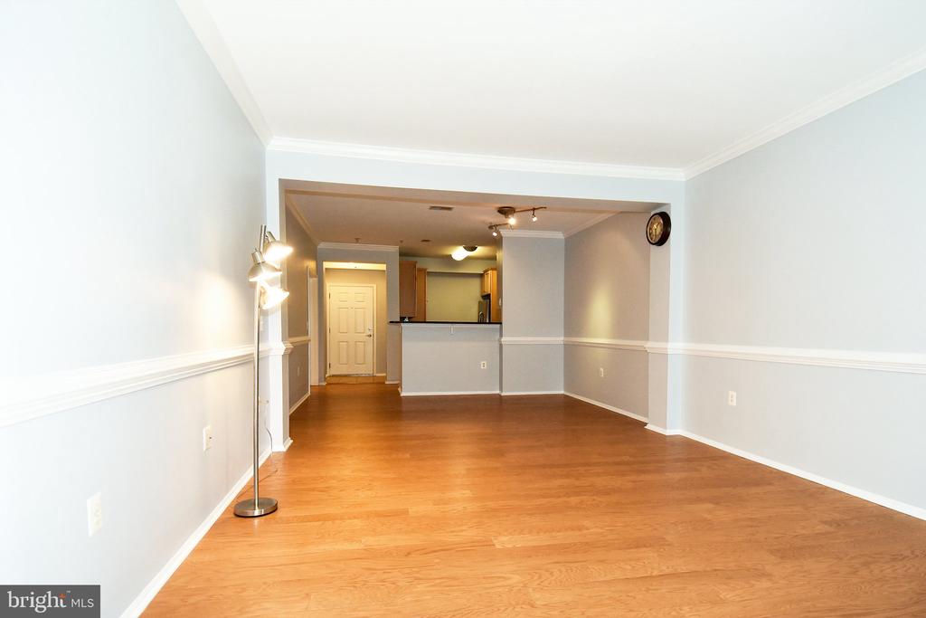 11800 OLD GEORGETOWN ROAD Unit: 1330