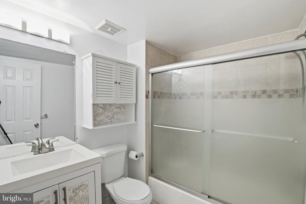 2105 WALSH VIEW TERRACE Unit: 15-301