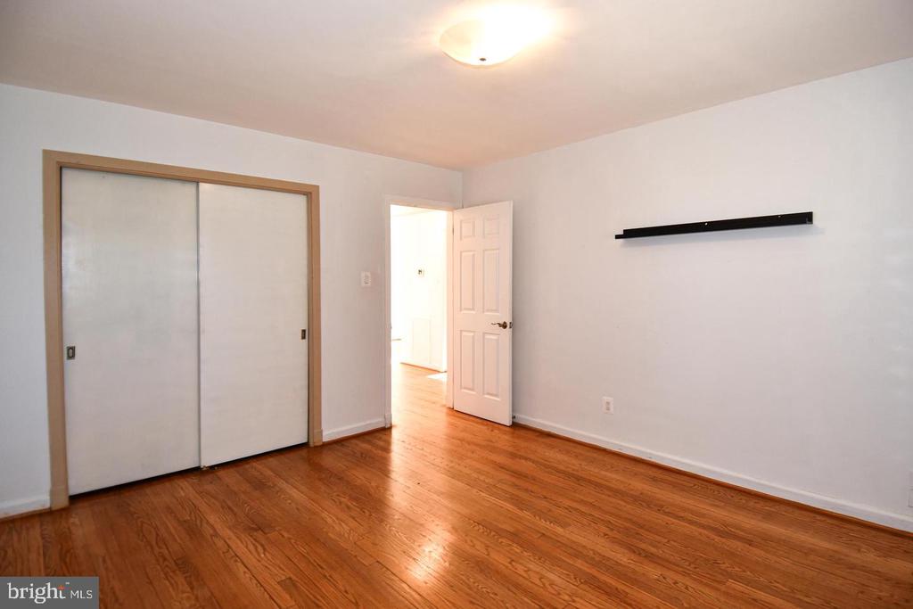 4111 SAUL ROAD