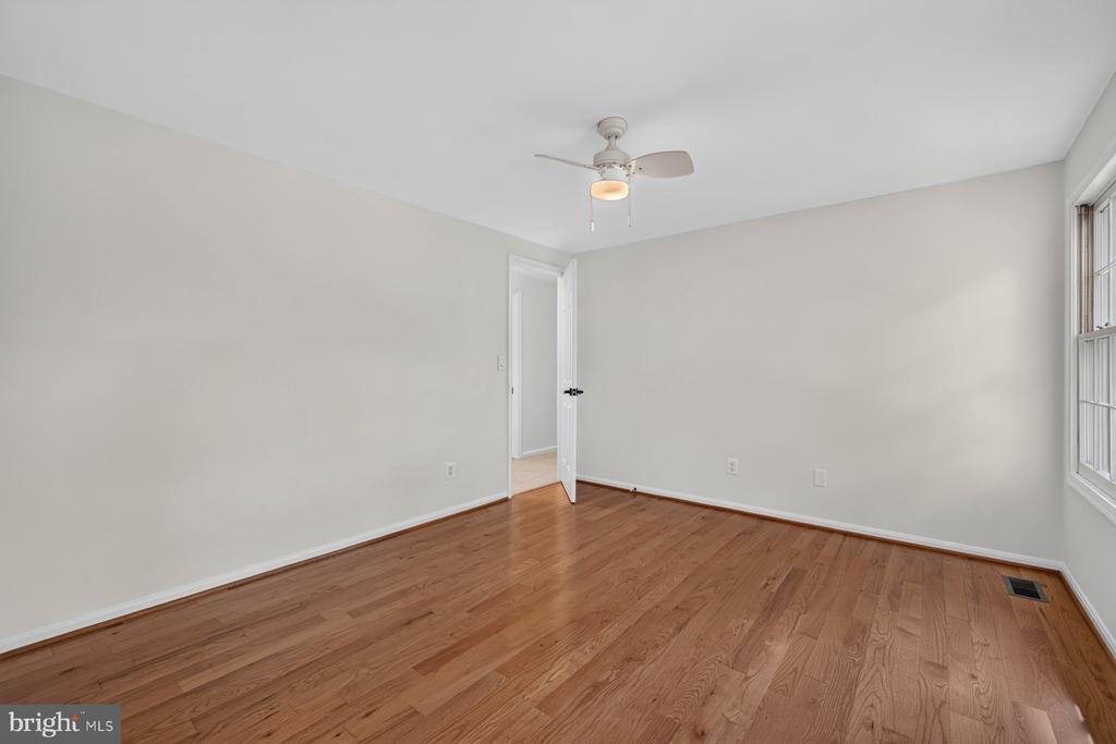 17105 FOUNDERS MILL DRIVE