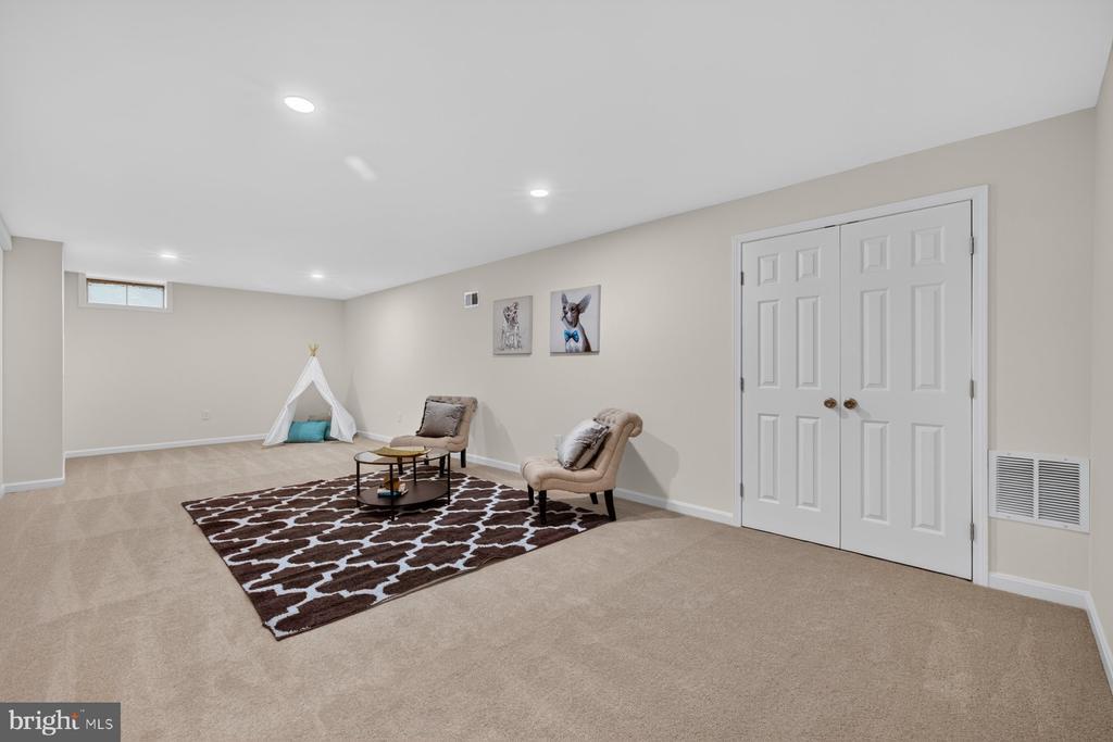 17105 FOUNDERS MILL DRIVE