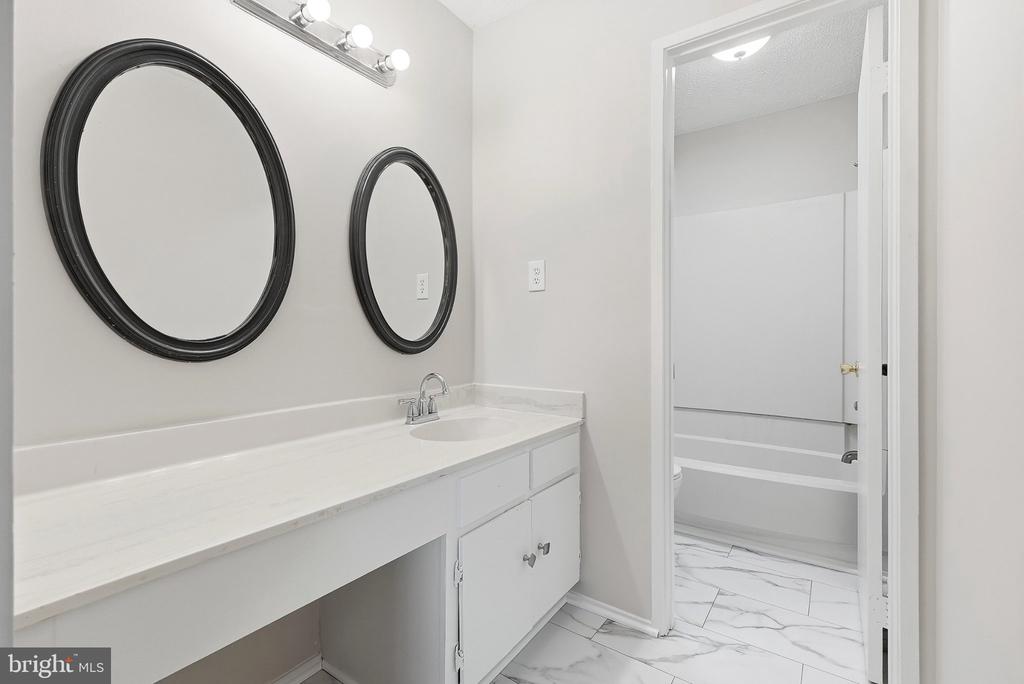 13121 WONDERLAND WAY Unit: 13-138