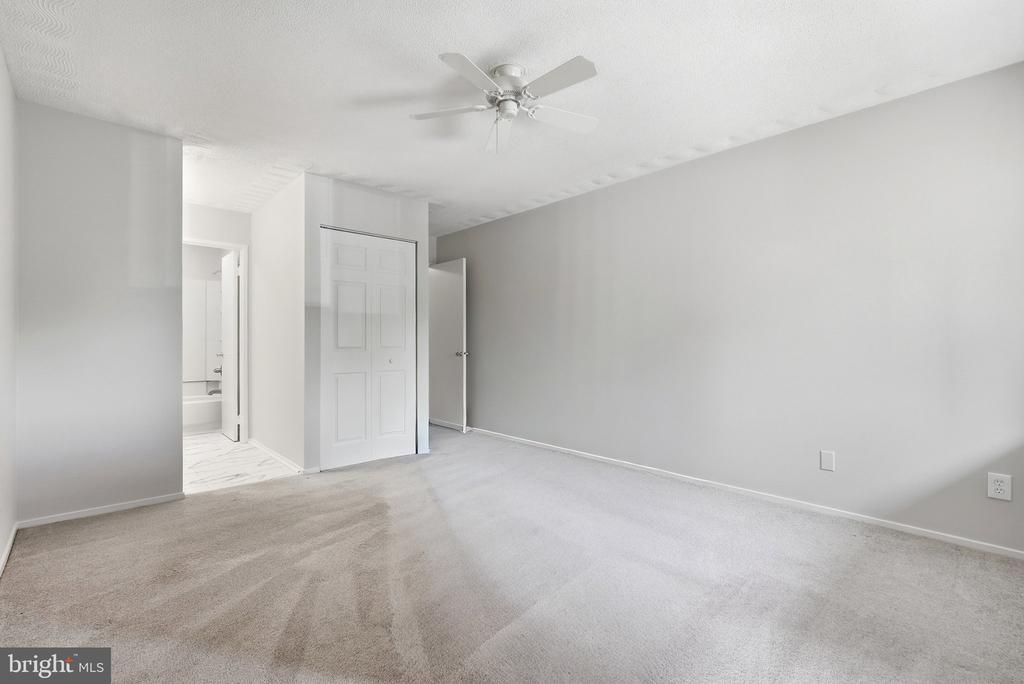 13121 WONDERLAND WAY Unit: 13-138