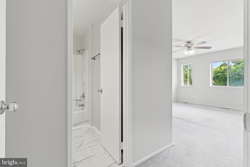13121 WONDERLAND WAY Unit: 13-138
