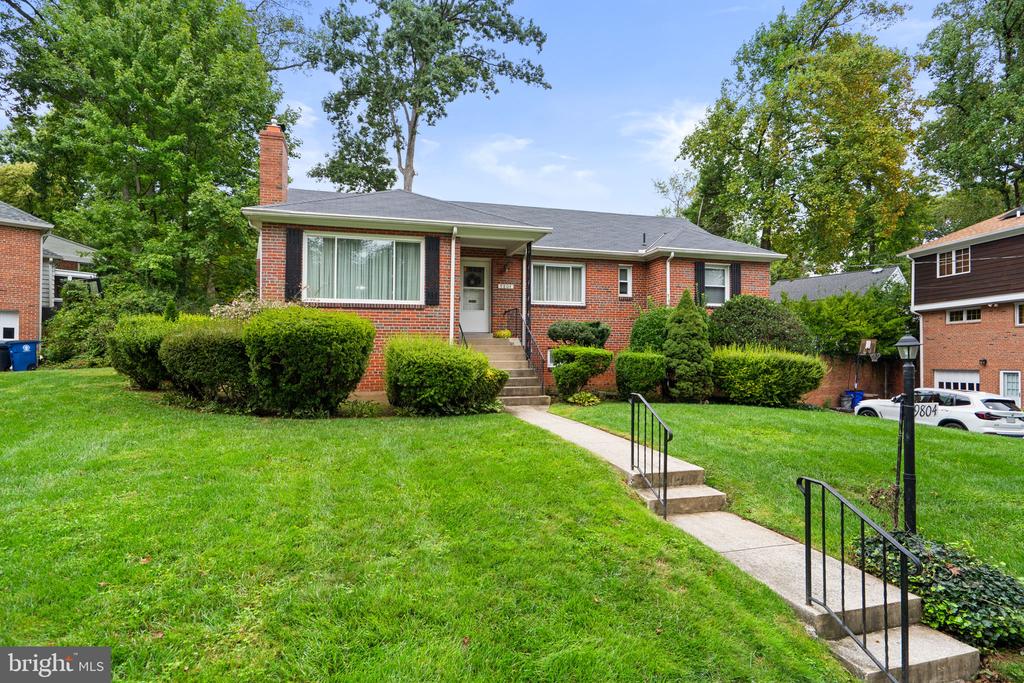 9804 DAMERON DRIVE