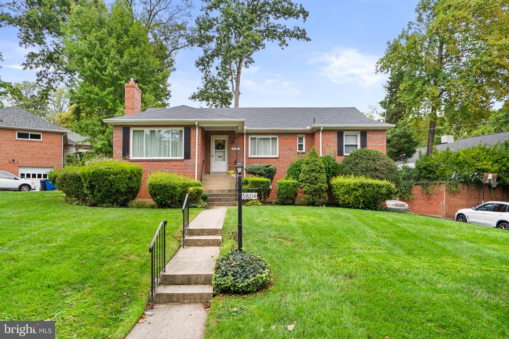 9804 DAMERON DRIVE