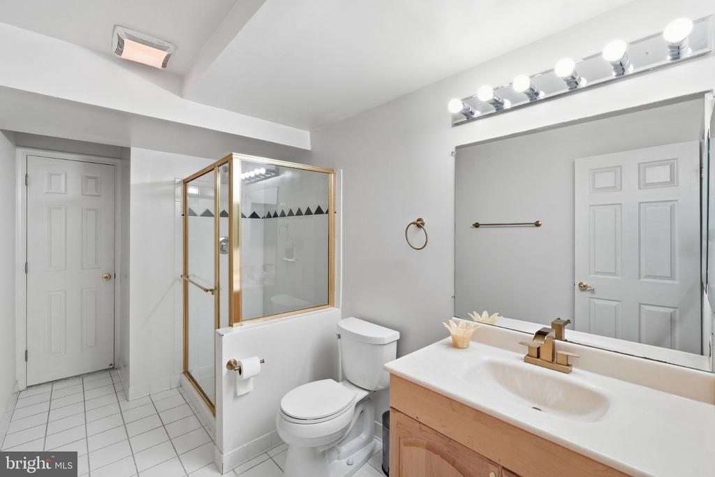 13010 BOSWELL COURT