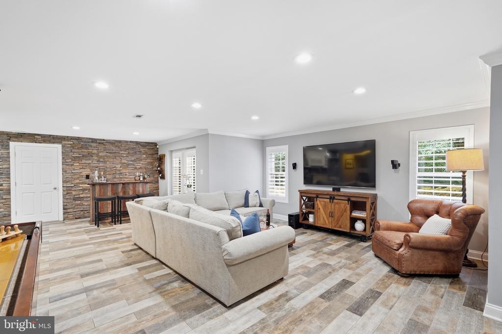 12041 GREAT ELM DRIVE