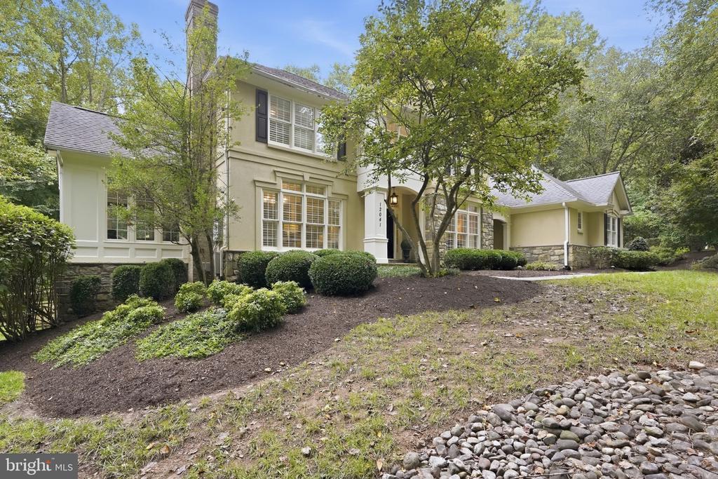 12041 GREAT ELM DRIVE