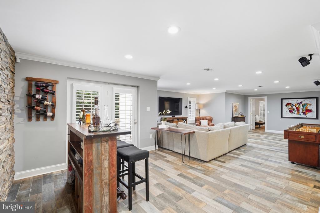 12041 GREAT ELM DRIVE