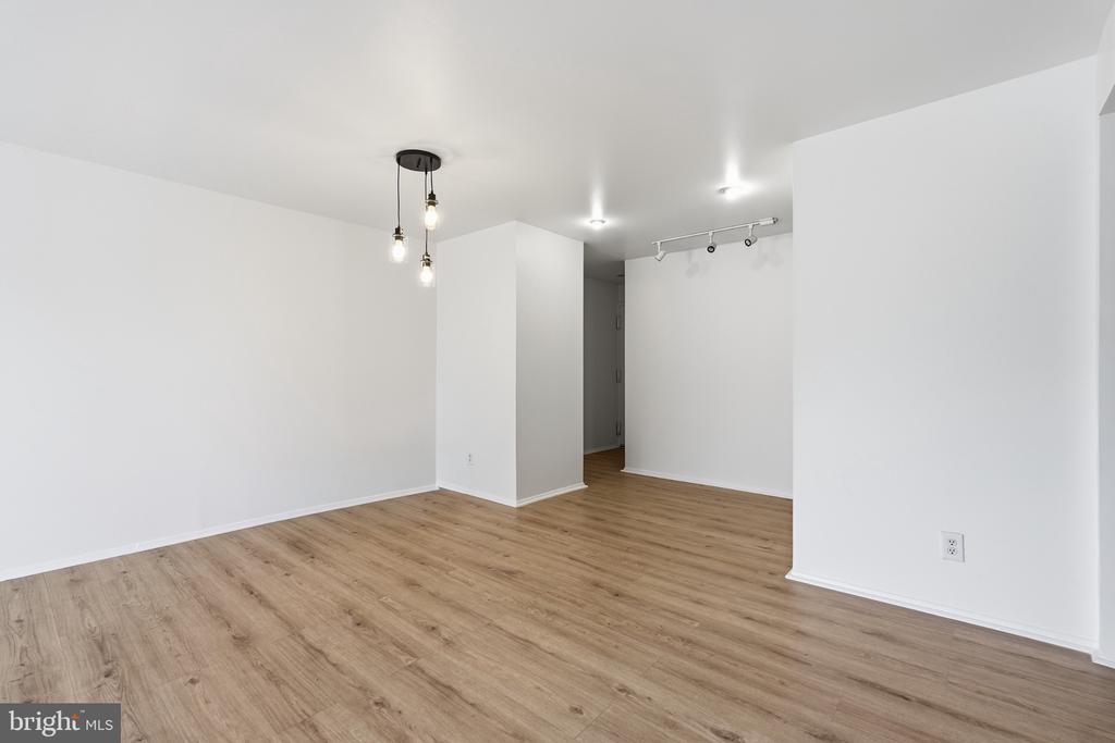 19007 MILLS CHOICE ROAD Unit: 3