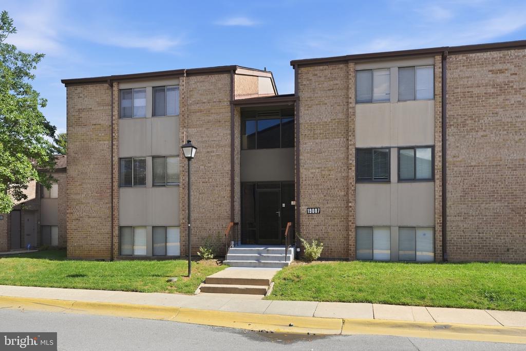 19007 MILLS CHOICE ROAD Unit: 3