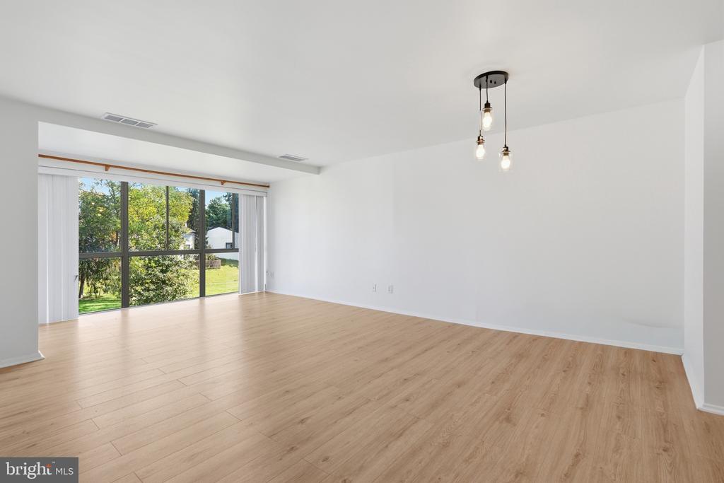 19007 MILLS CHOICE ROAD Unit: 3