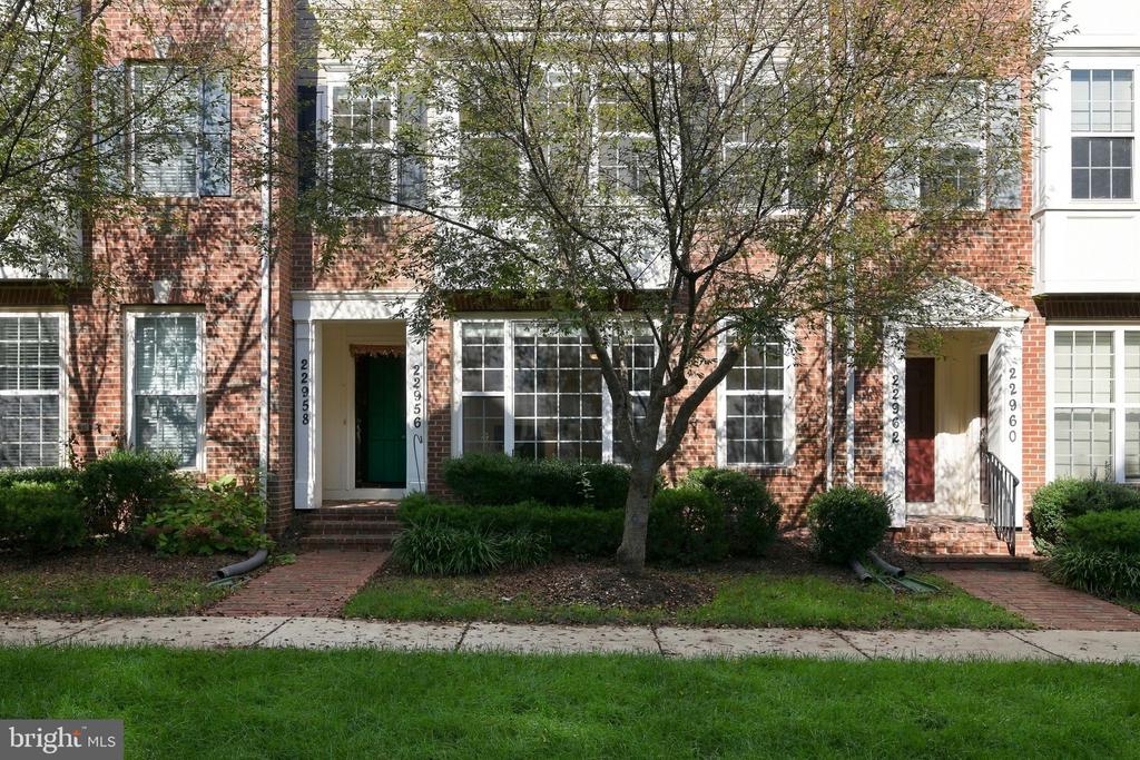 22956 SPICEBUSH DRIVE Unit: 1411