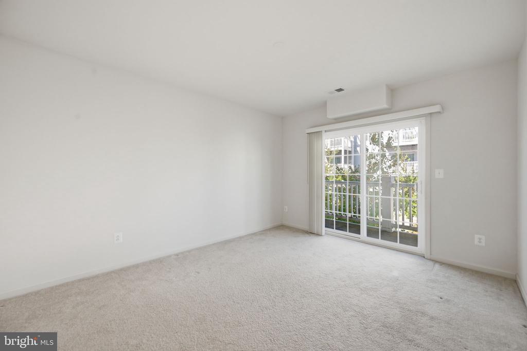 22956 SPICEBUSH DRIVE Unit: 1411