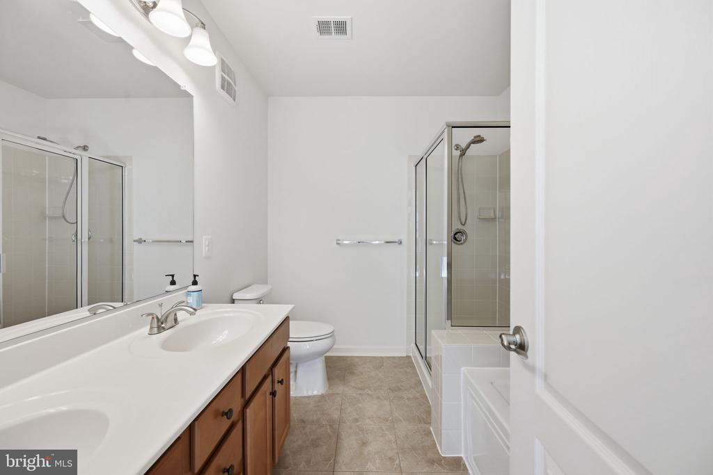 22956 SPICEBUSH DRIVE Unit: 1411