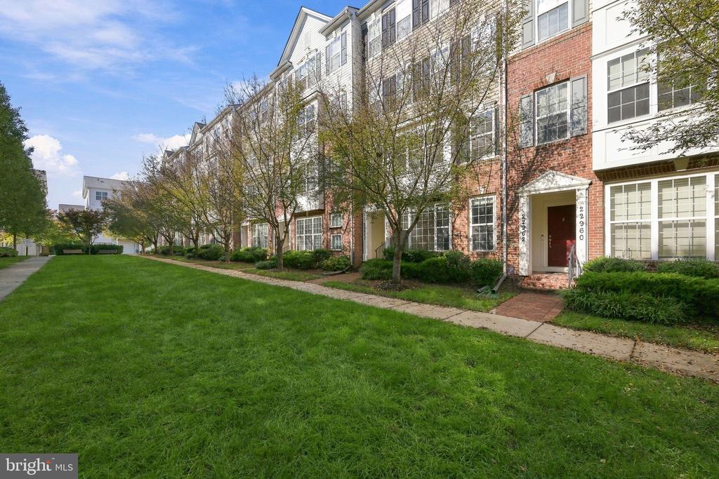 22956 SPICEBUSH DRIVE Unit: 1411