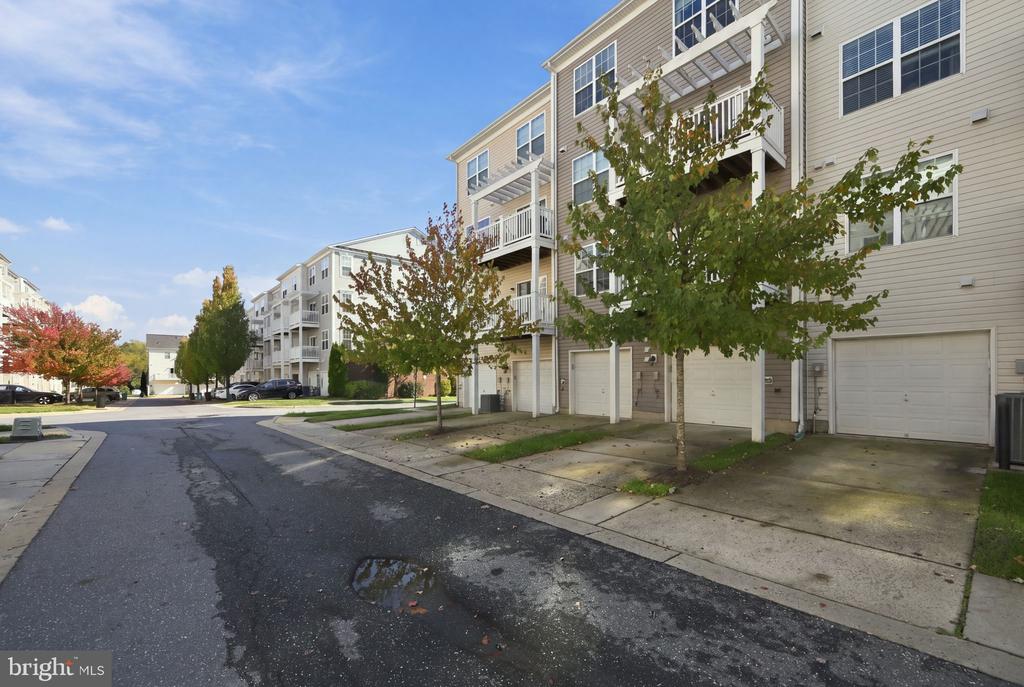 22956 SPICEBUSH DRIVE Unit: 1411