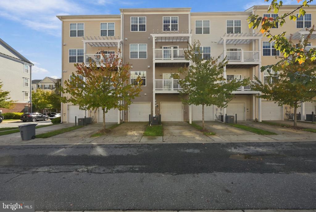 22956 SPICEBUSH DRIVE Unit: 1411