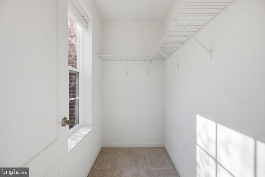22956 SPICEBUSH DRIVE Unit: 1411