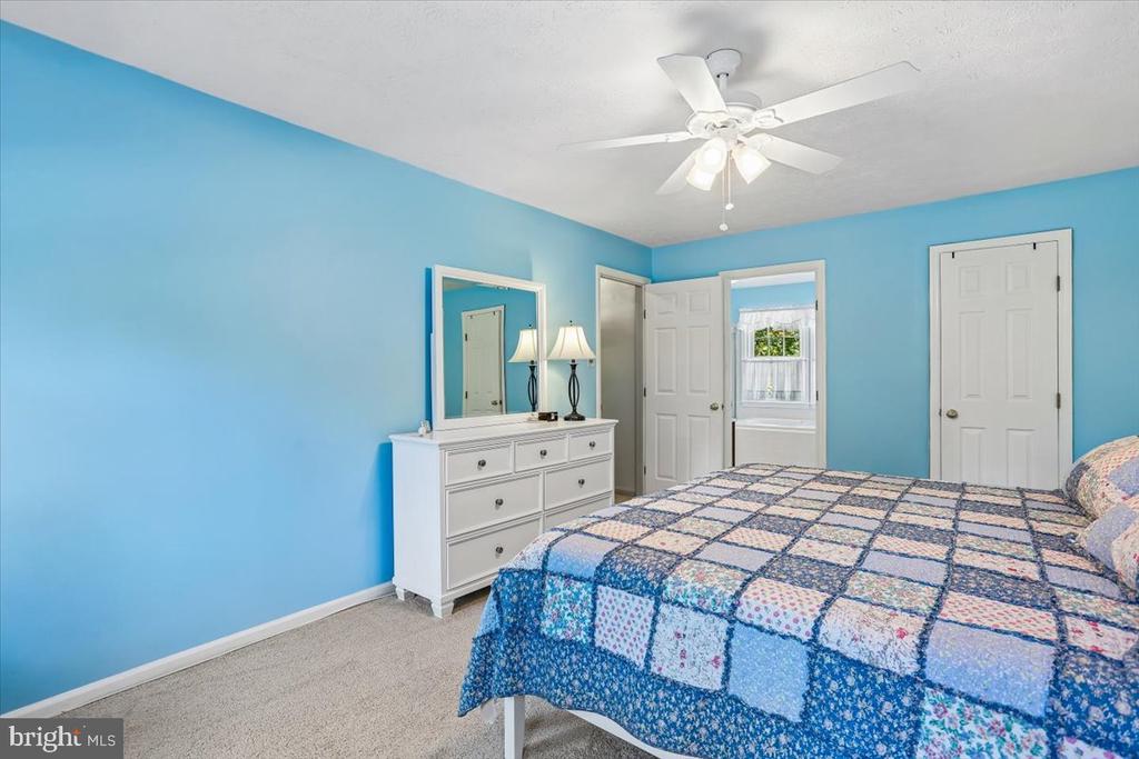 139 AMBERLEIGH DRIVE