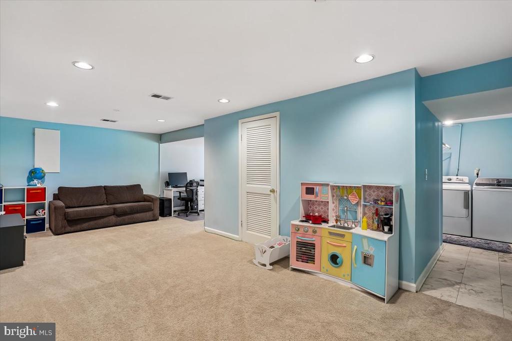 139 AMBERLEIGH DRIVE