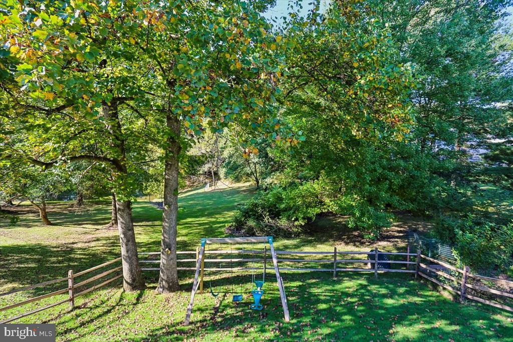 139 AMBERLEIGH DRIVE