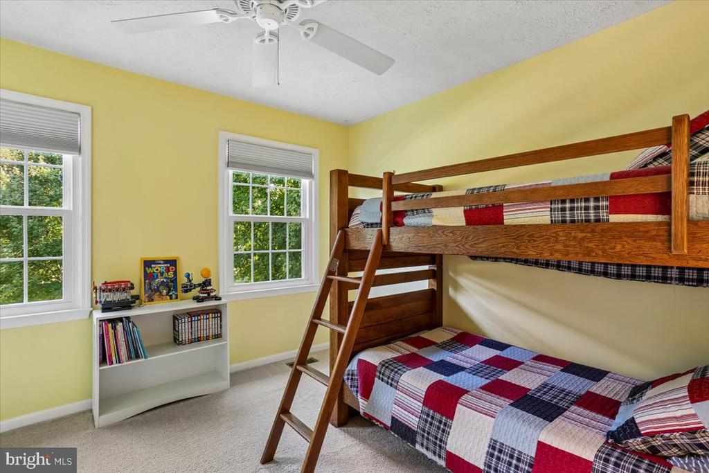 139 AMBERLEIGH DRIVE