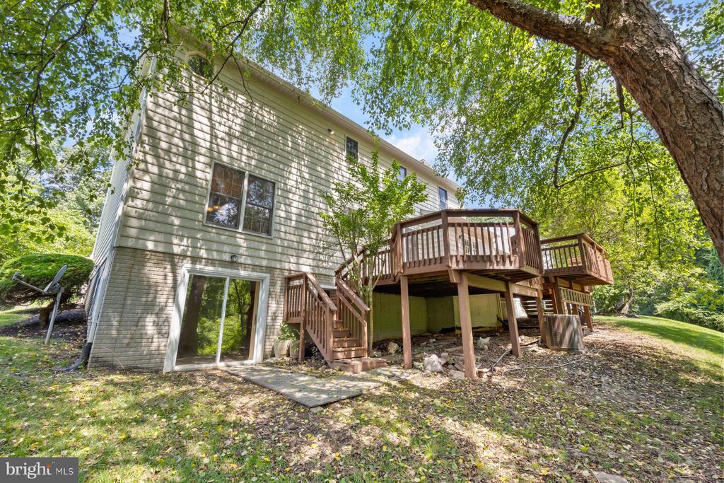 2512 LOCUSTWOOD PLACE