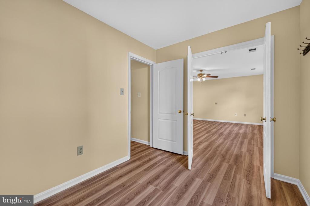 2512 LOCUSTWOOD PLACE